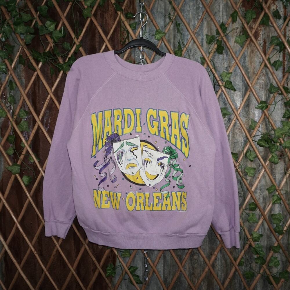 L - Vintage Y2K American Vintage Sweatshirts mardi gras new